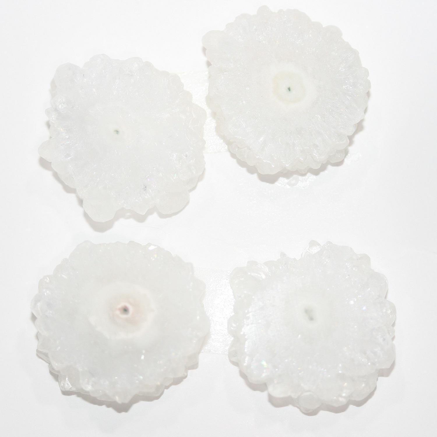 Lote de 4 cabujones redondos planos irregulares de cuarzo solar de 18-19 mm. (4 piezas)