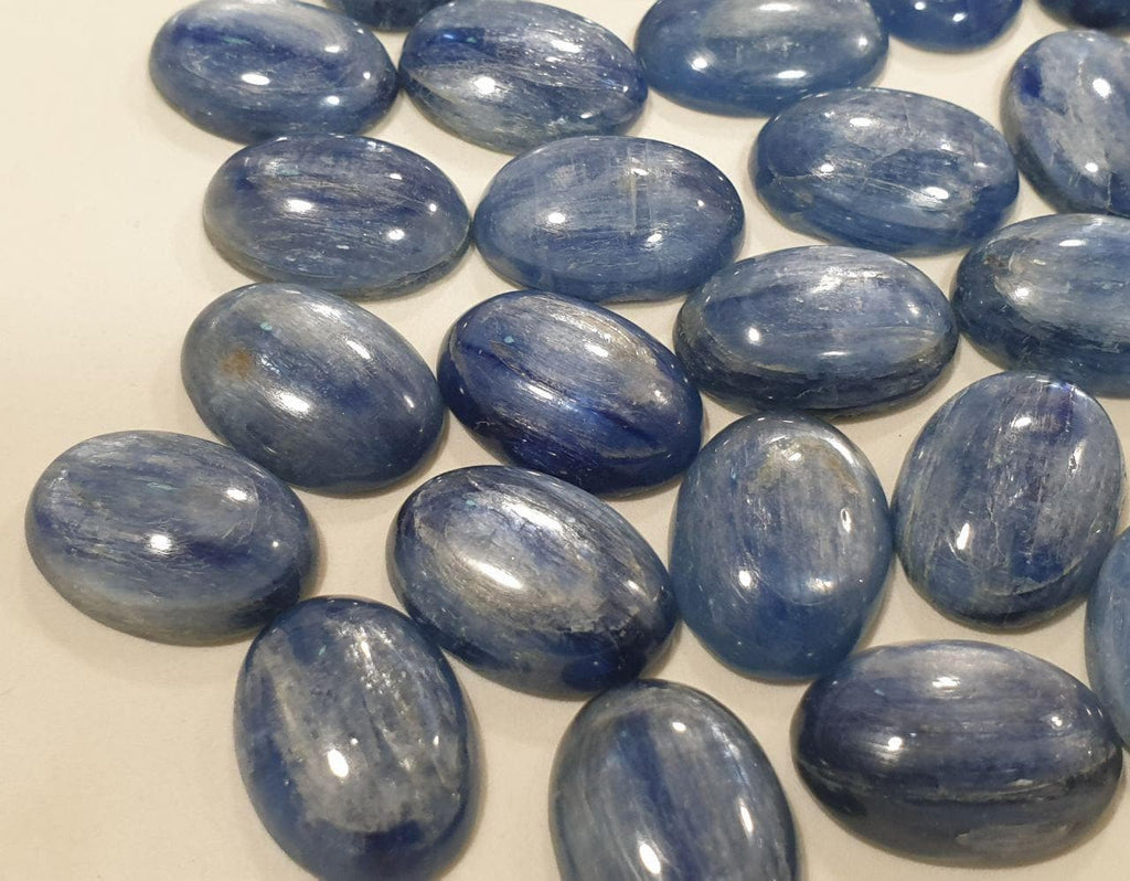 Lote de 2 cabujones ovalados de cianita de 13 x 18 mm (2 piezas)