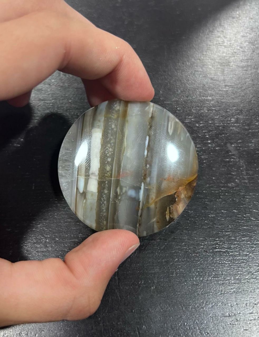 Pendentif en agate rayée 48 mm - Pierres précieuses en gros.