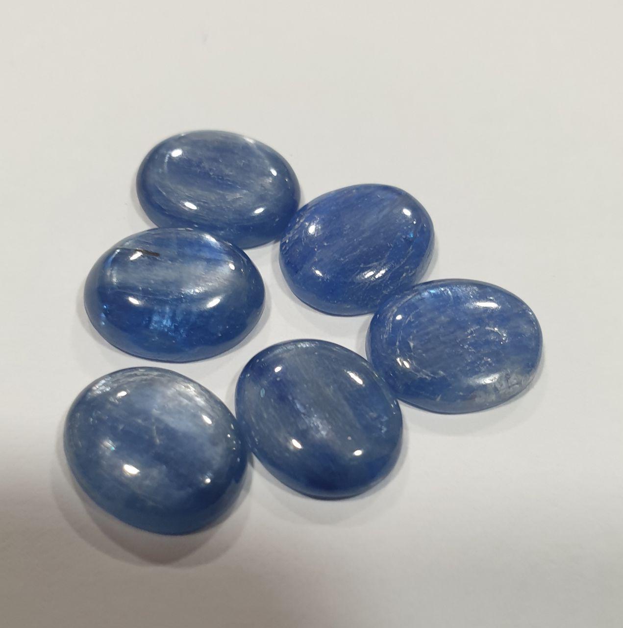 Lote de 6 cabujones ovalados de cianita de 12 x 10 mm. (6 uds.)