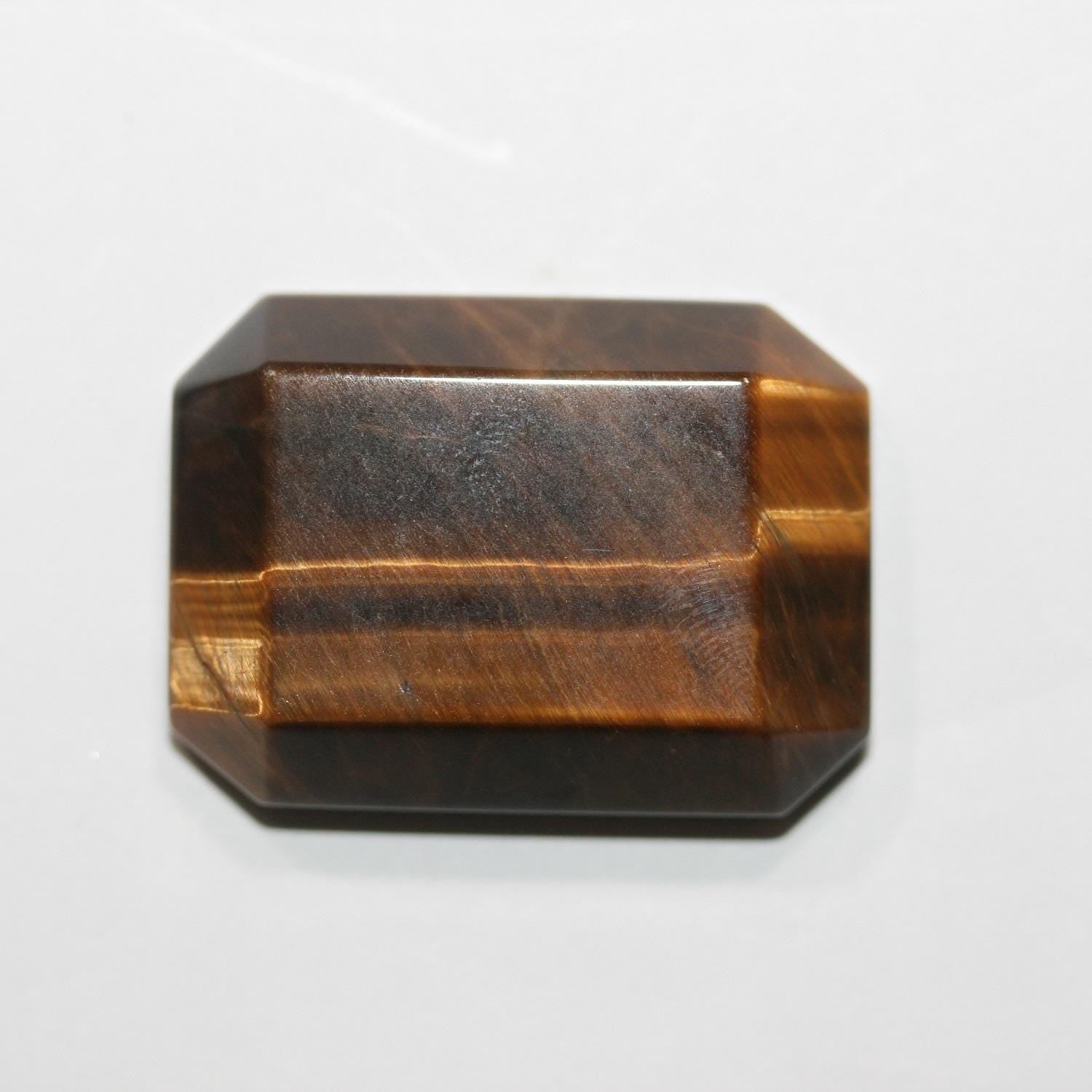 1Pcs Tiger Eye Rectangle Faceted Octagon Cabochon 29x22mm Approx. (1 pcs).- Without cullet. Flat Back.