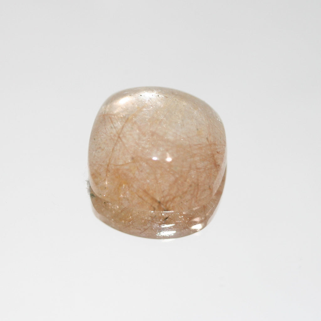 Cabochon carré lisse en quartz rutile de 15,6 mm (15,05 ct).
