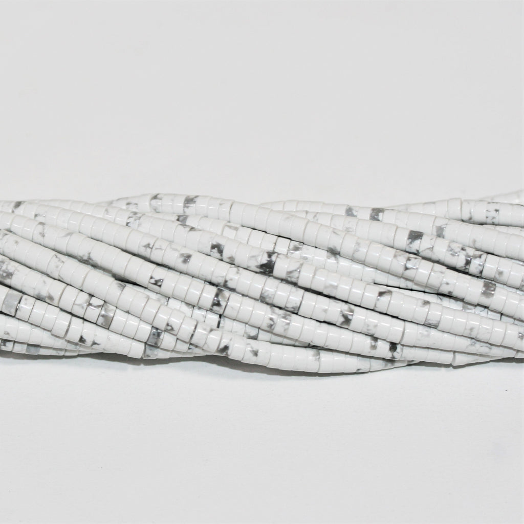 Perles de disque lisses en howlite blanche St 15" 4x2mm.-Bring 39cm.