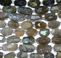 Cuentas de pepitas facetadas de labradorita de 16", 13 x 8 mm. Aprox. - Hilo de 40 cm.