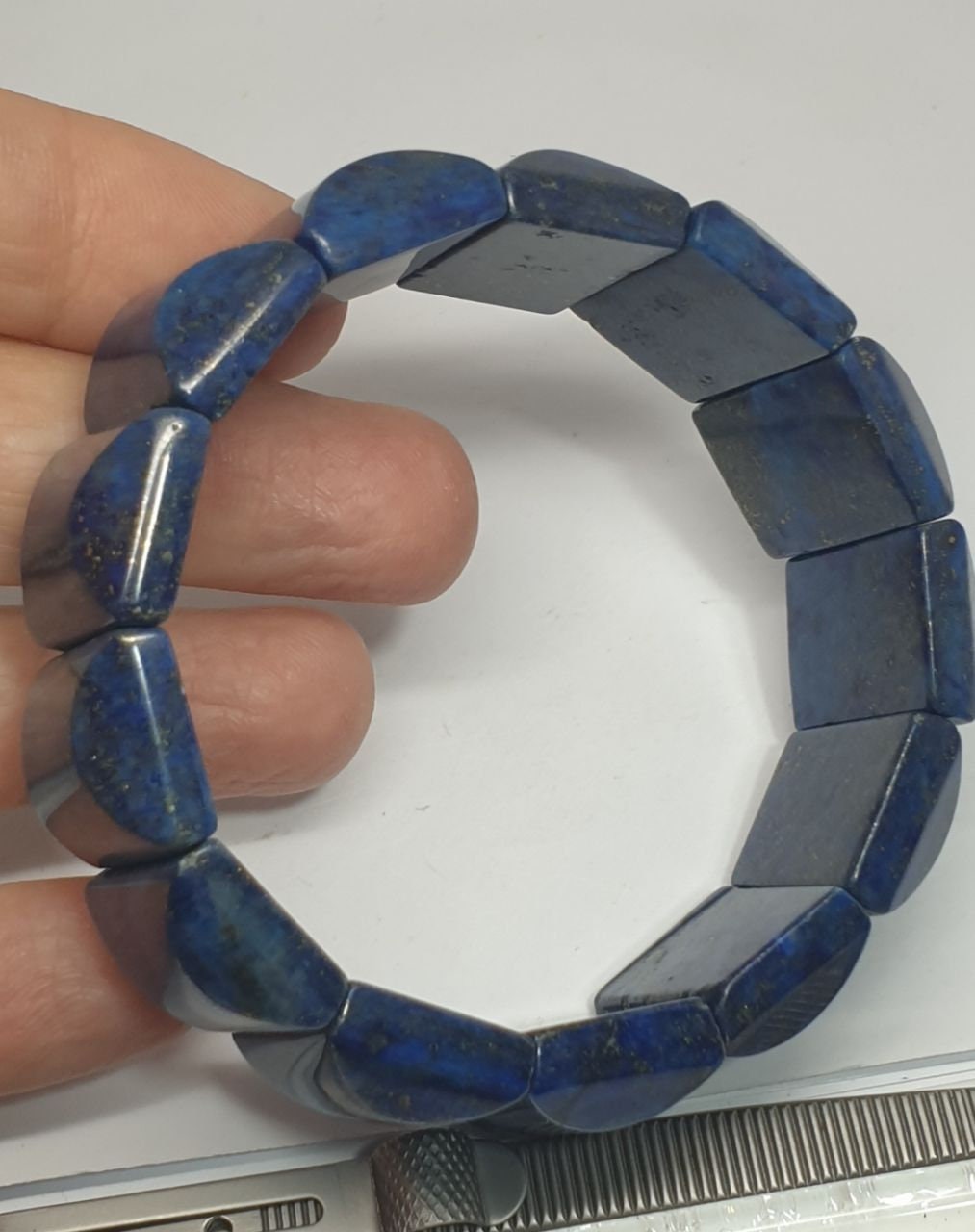 Bracelet extensible en lapis-lazuli (grosses perles à facettes 22 x 15 mm) - Fournisseur de bijoux à perles doublement percées - Pouvoir de guérison