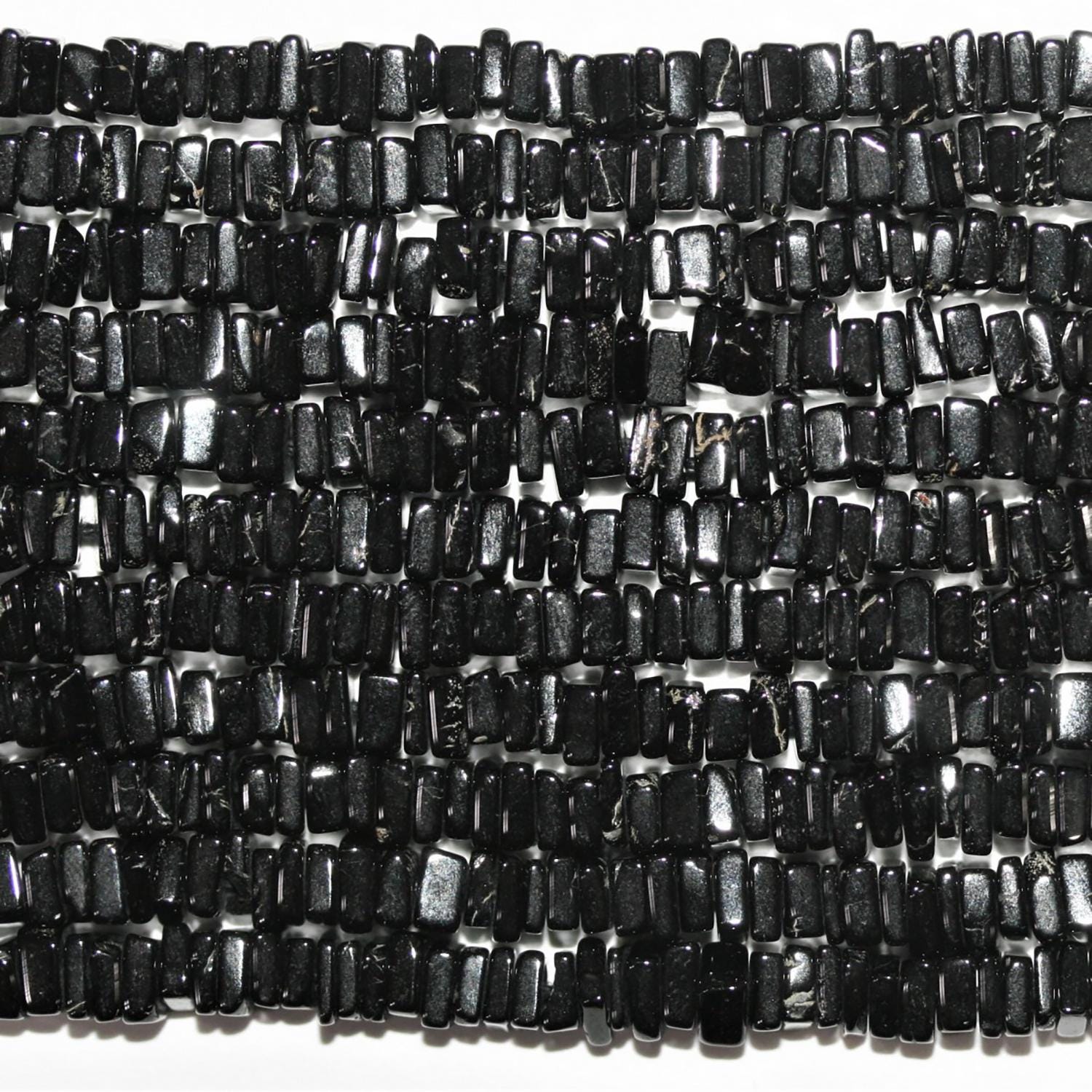 Cuentas cuadradas planas lisas de espinela de Santa de 4 x 2 mm (16") - Hilo de 42 cm