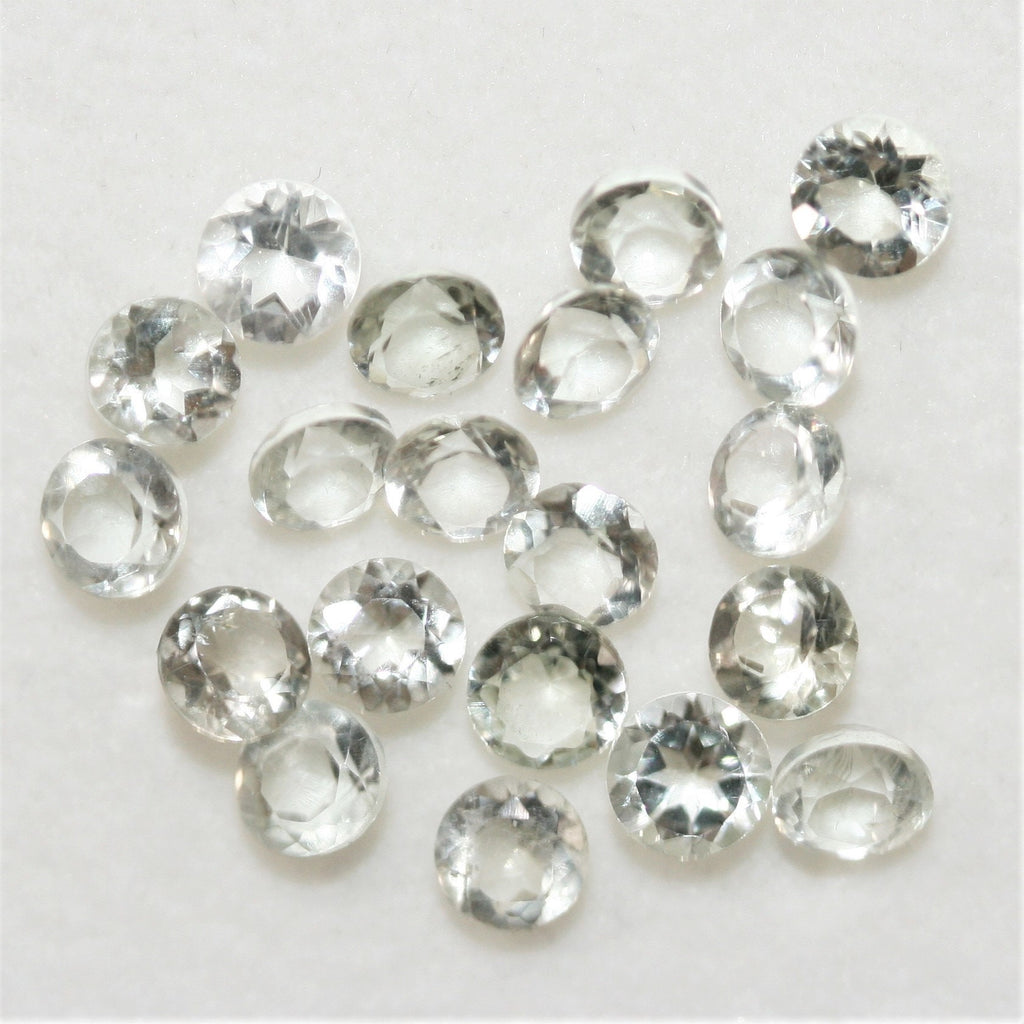 Lot de 20 pierres rondes à facettes de prasiolite de 4 mm.