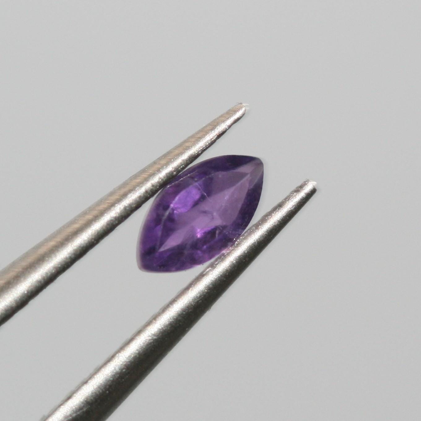 Lote de 24 piezas de amatista marquesa facetada de 5 x 2,5 mm (24 piezas)