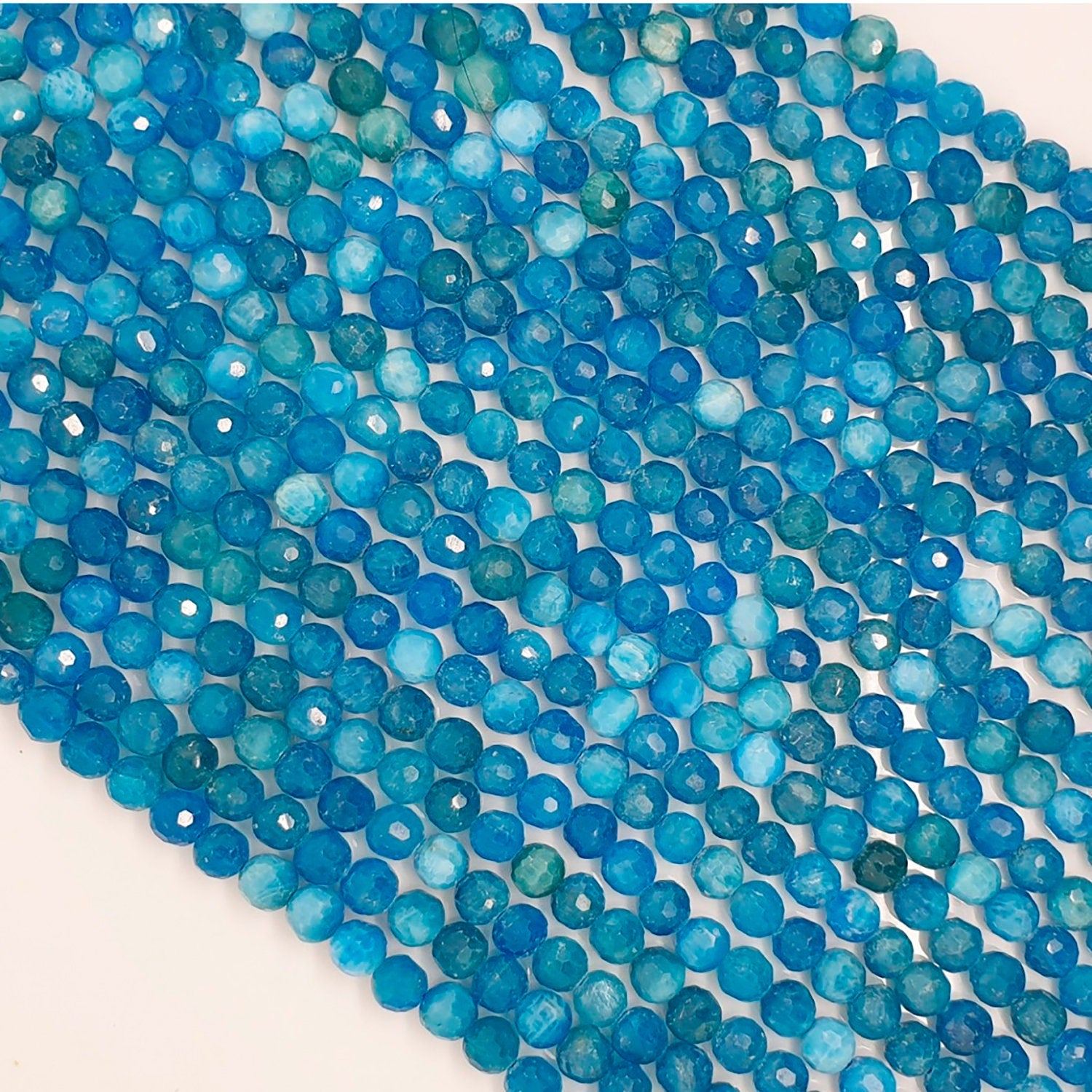 Perles rondes à facettes en apatite bleue St, 15 pouces, 6 mm - Fil de 39 cm