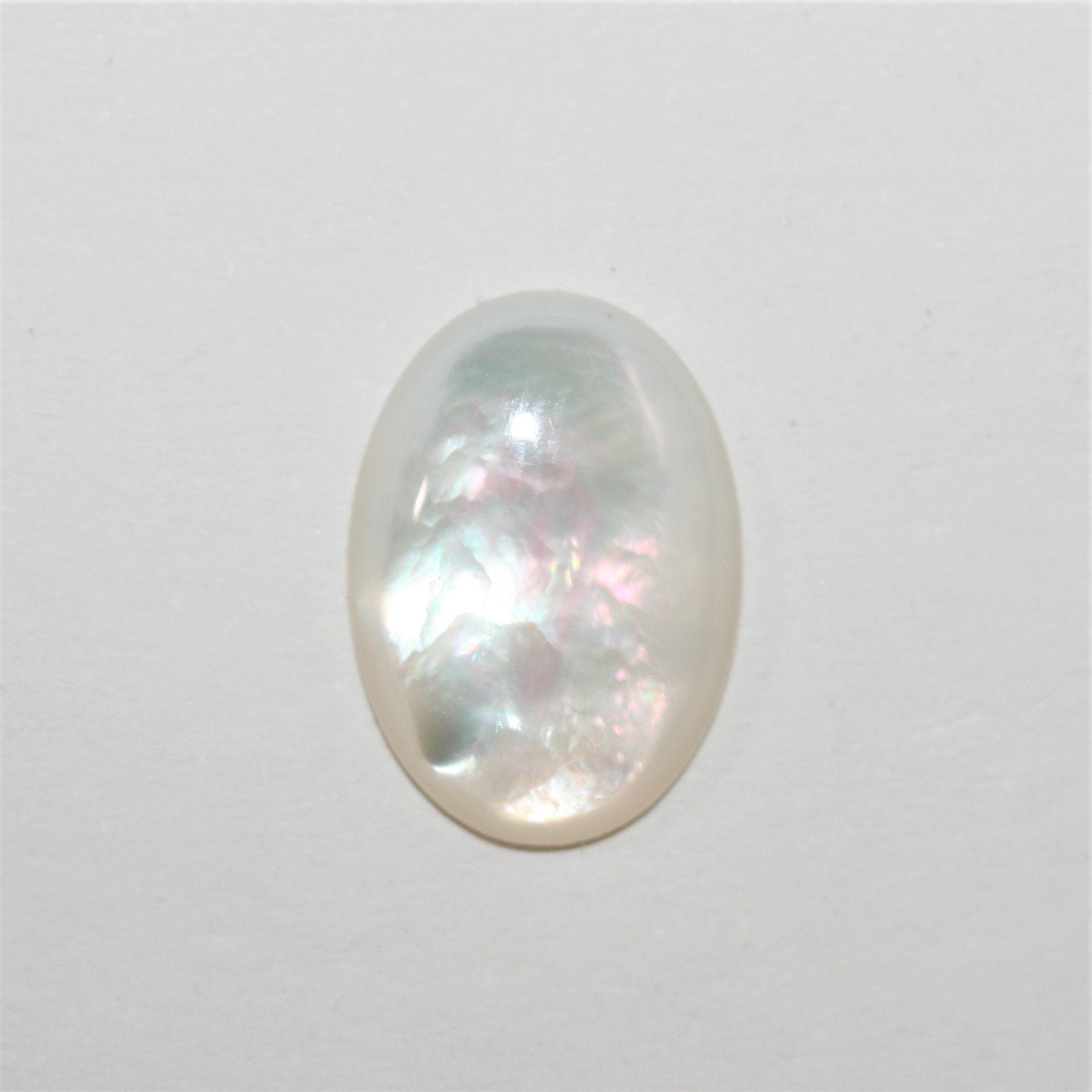 MOP Oval Cabochon 16x12mm (6 pieces).