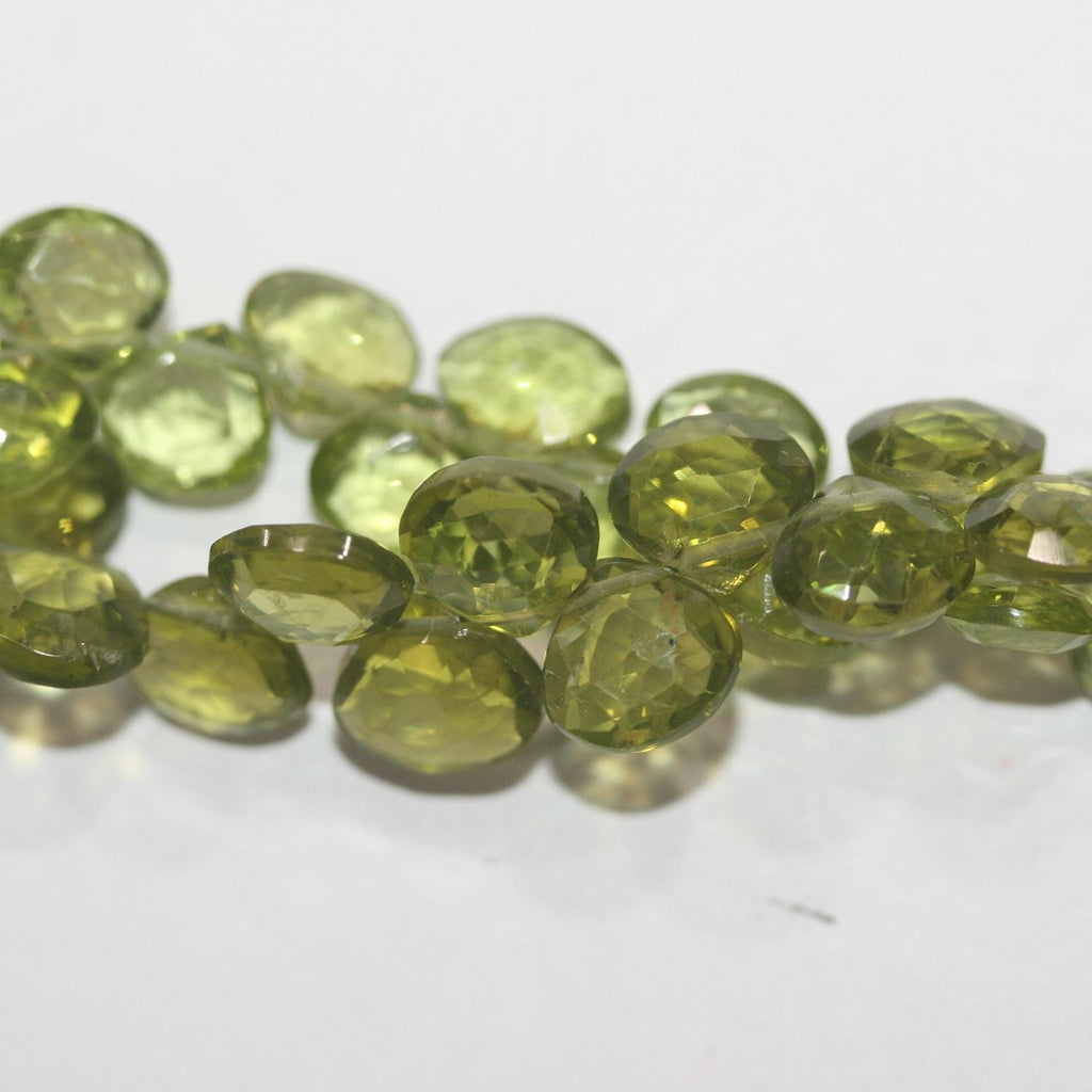 Perles en péridot facettées de 8 pouces (environ 20 cm), 6-7 mm. Longueur du fil : 20 cm.