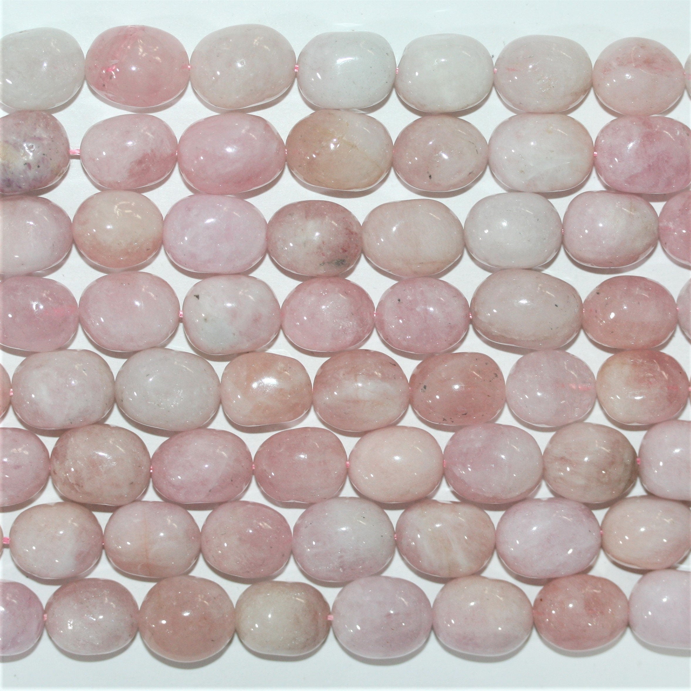 Cuentas Nugget Lisas de Santa Morganita de 16" (16 x 12 mm). Aprox. - Hilo de 40 cm.