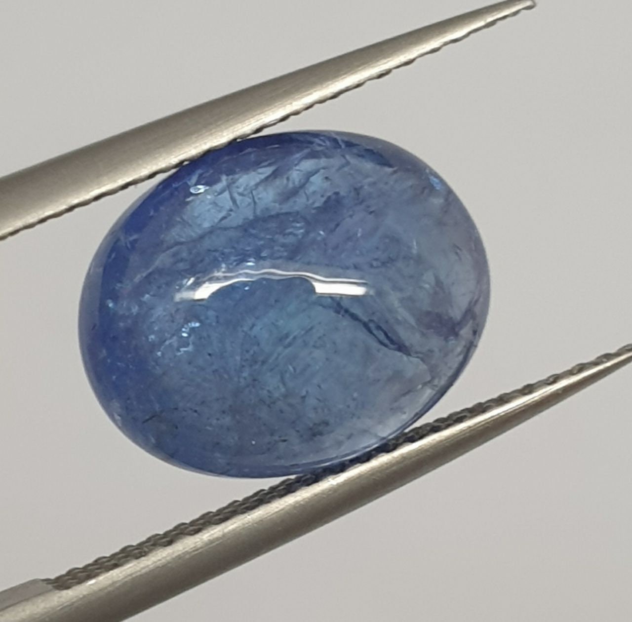 Tanzanite Oval Cabochon 12.5x10mm.-(7ct)-Natural Tanzanite From Tanzania