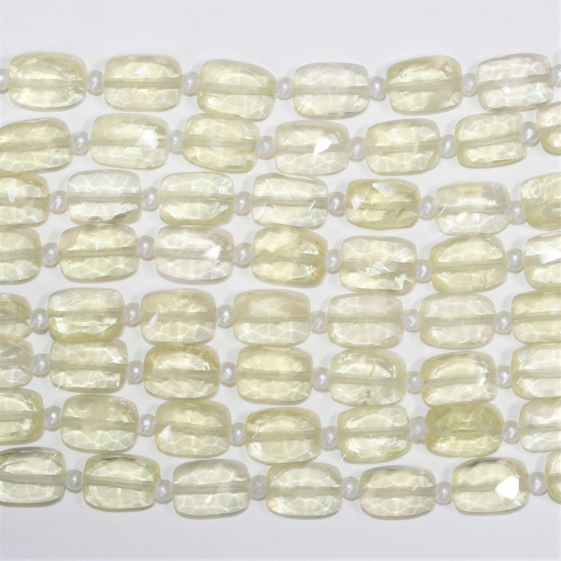 Cuentas rectangulares facetadas de cuarzo St Lemon de 7" de 9 x 6 mm - Hilo de 18 cm.