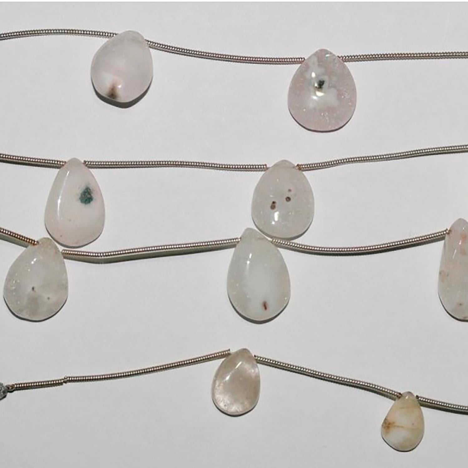 Cuentas planas irregulares de cuarzo solar St. de 8" (10 x 12-27 x 18 mm, aprox. - Hilo de 20 cm)