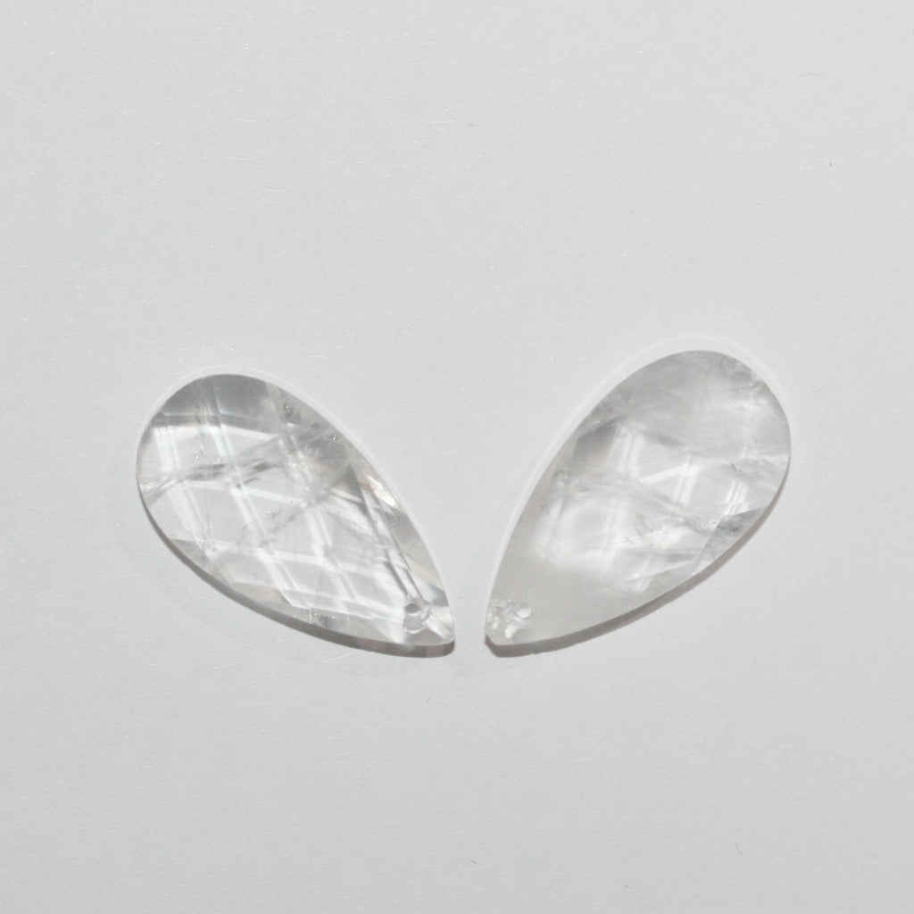 Colgante de gota facetada de cuarzo cristal de roca de 25 x 13 mm (1 par).