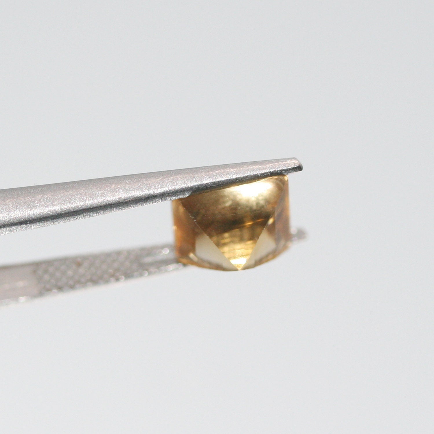 Lote de 2 citrinos cuadrados facetados y lisos de 8 mm (2 unidades)