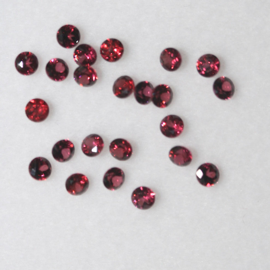 Lote de Granate Redondos Facetados de 2,5 mm - Lote de 2 Quilates - Artículo 313LO