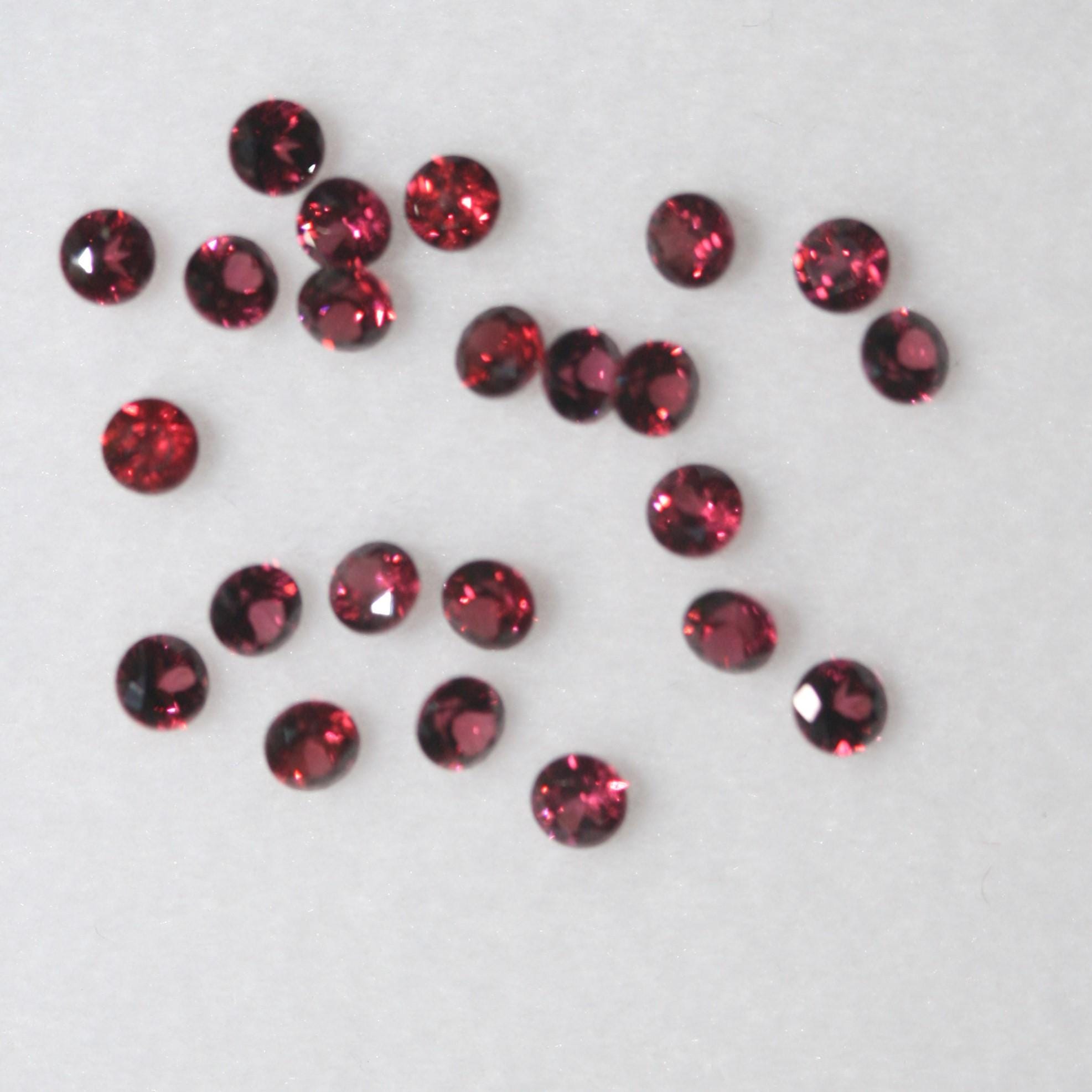 Lote de Granate Redondos Facetados de 2,5 mm - Lote de 2 Quilates - Artículo 313LO