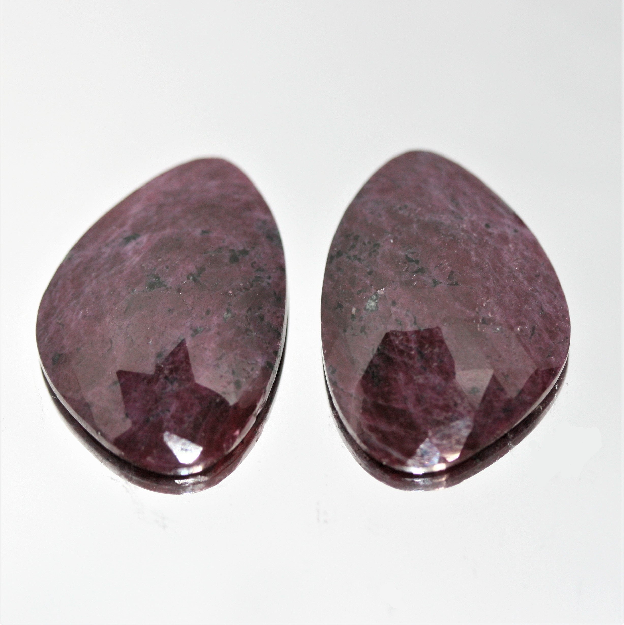 Ruby Faceted Oval Cabochon 32x21.5mm. (60.4 ct) - 1 Pair