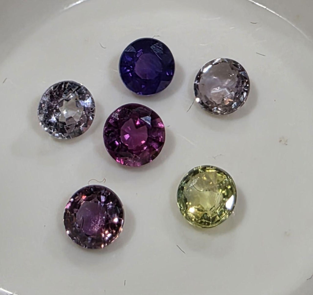Lote de 6 zafiros multicolores redondos facetados de 4 mm - Paquetes de piedras preciosas - Piedras sueltas al por mayor - Gemas naturales