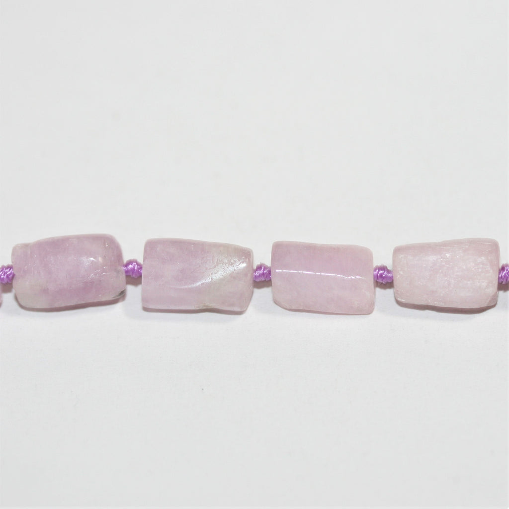 Cuentas de tubo facetadas de St Kunzita de 17", 11 x 7 mm, aprox. - Hilo de 43 cm.