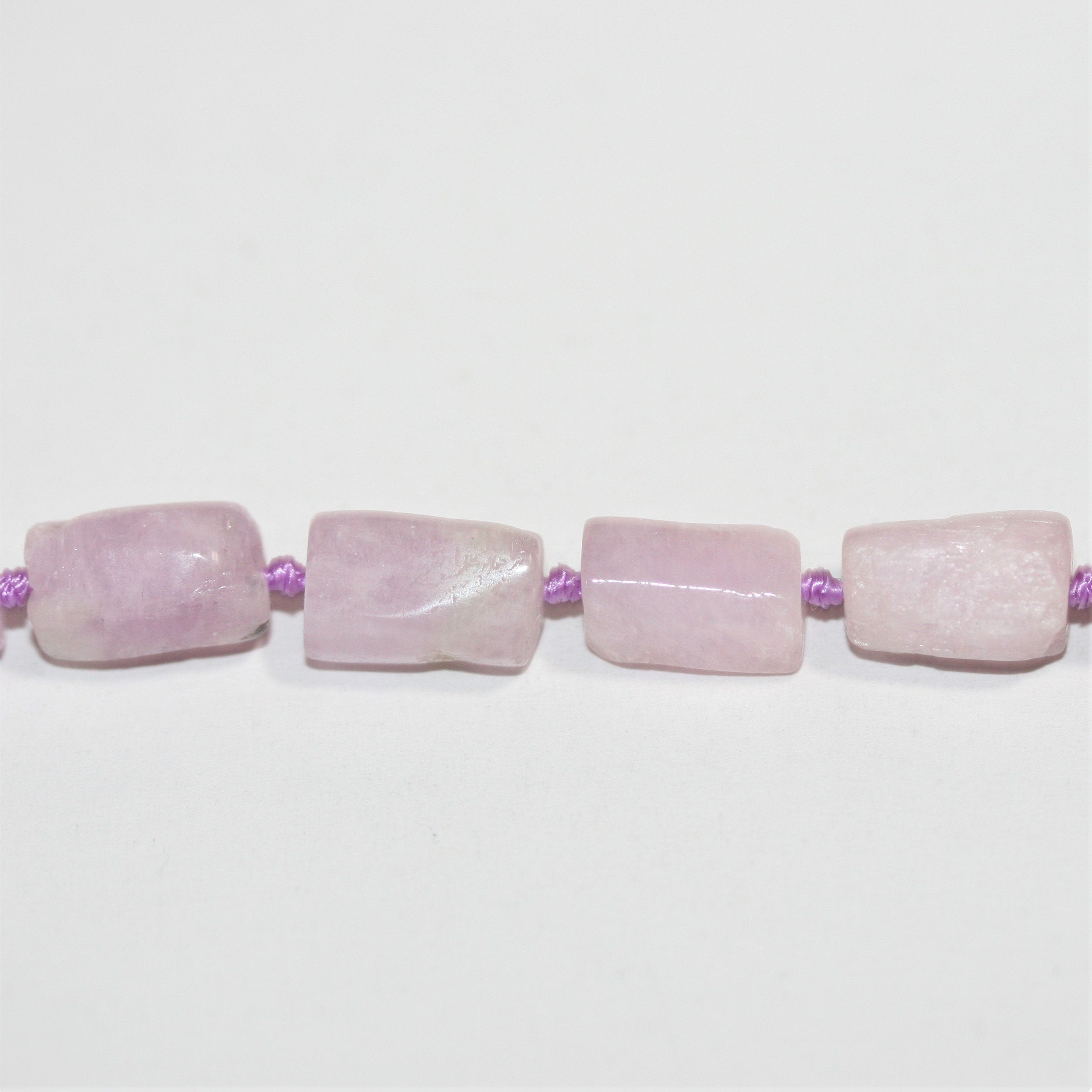 Cuentas de tubo facetadas de St Kunzita de 17", 11 x 7 mm, aprox. - Hilo de 43 cm.