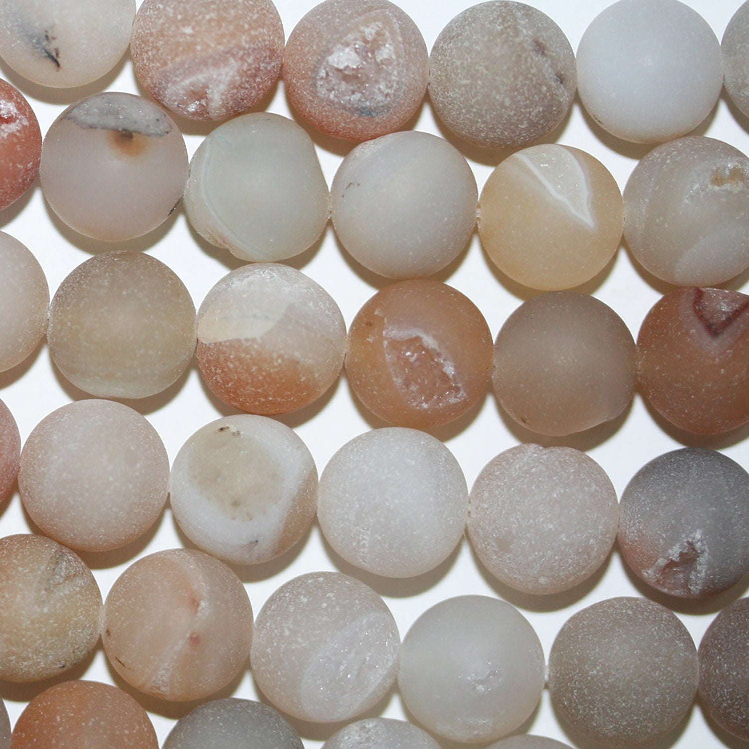 Cuentas redondas de ágata drusa marrón de 16" con acabado mate liso, 12 mm (tira de 40 cm)