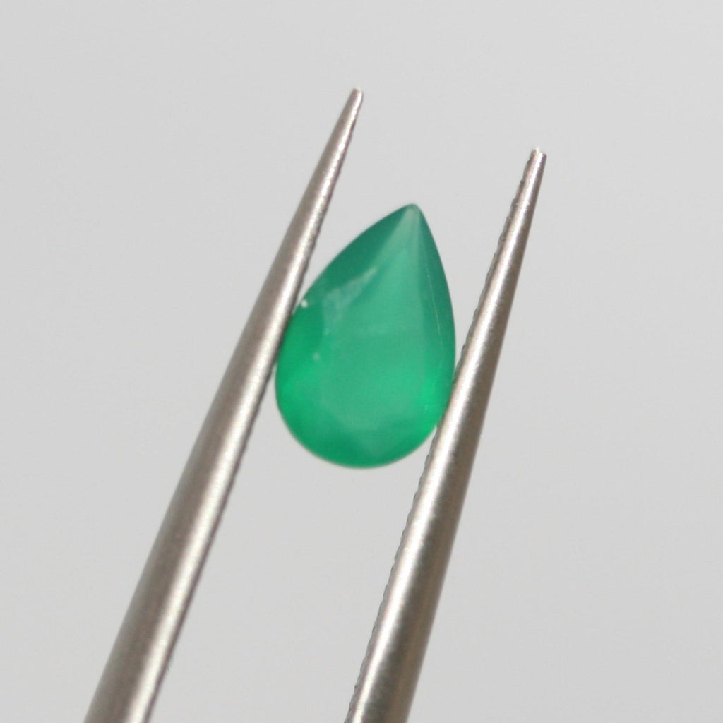 Lote de Ónix Verde Facetado Gota 8x6mm. (10 Piezas).- Piedras Preciosas al por Mayor Piedra Cortada de Máxima Calidad.