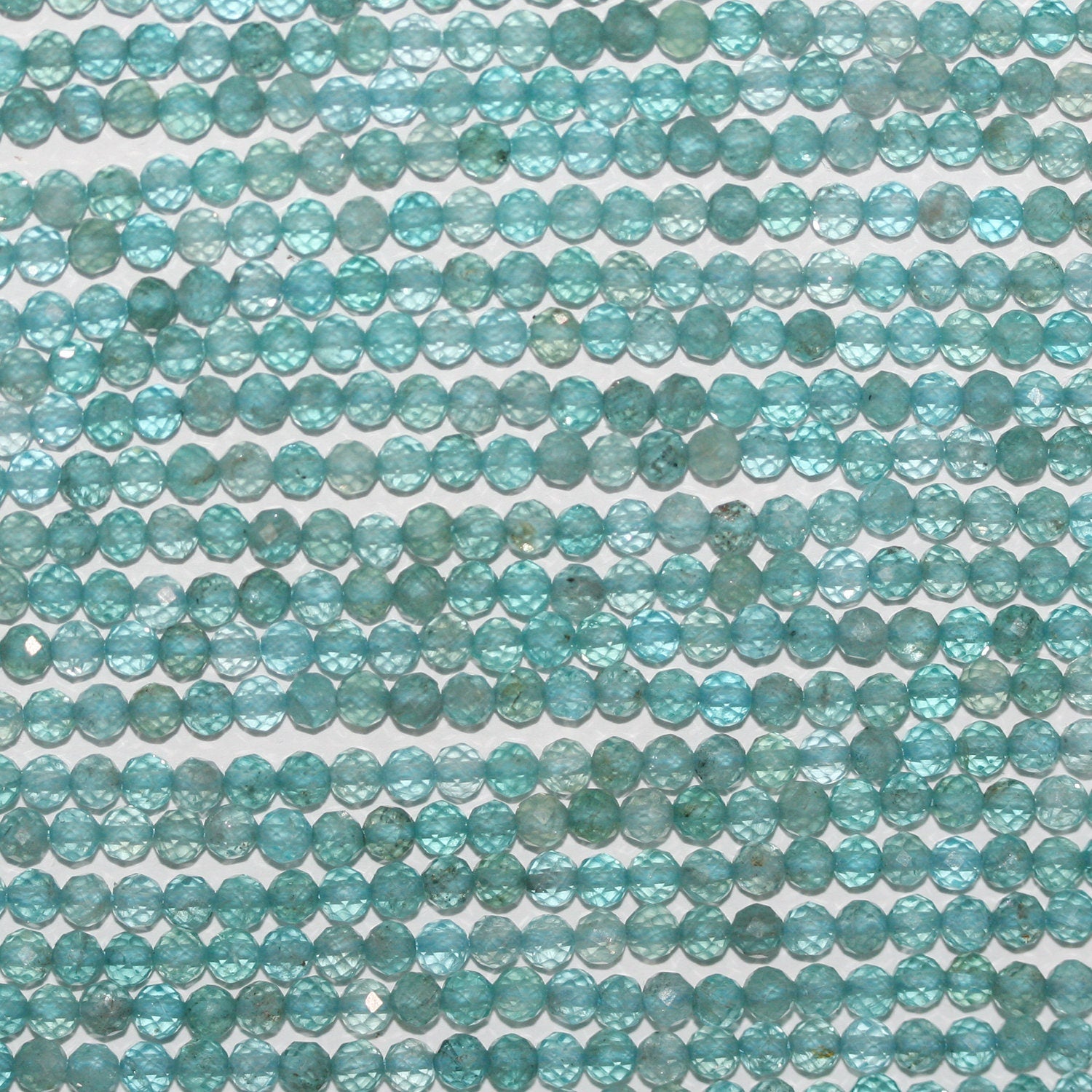 16" Perles rondes à facettes en apatite St 3,5 mm.-Rig 39 cm.