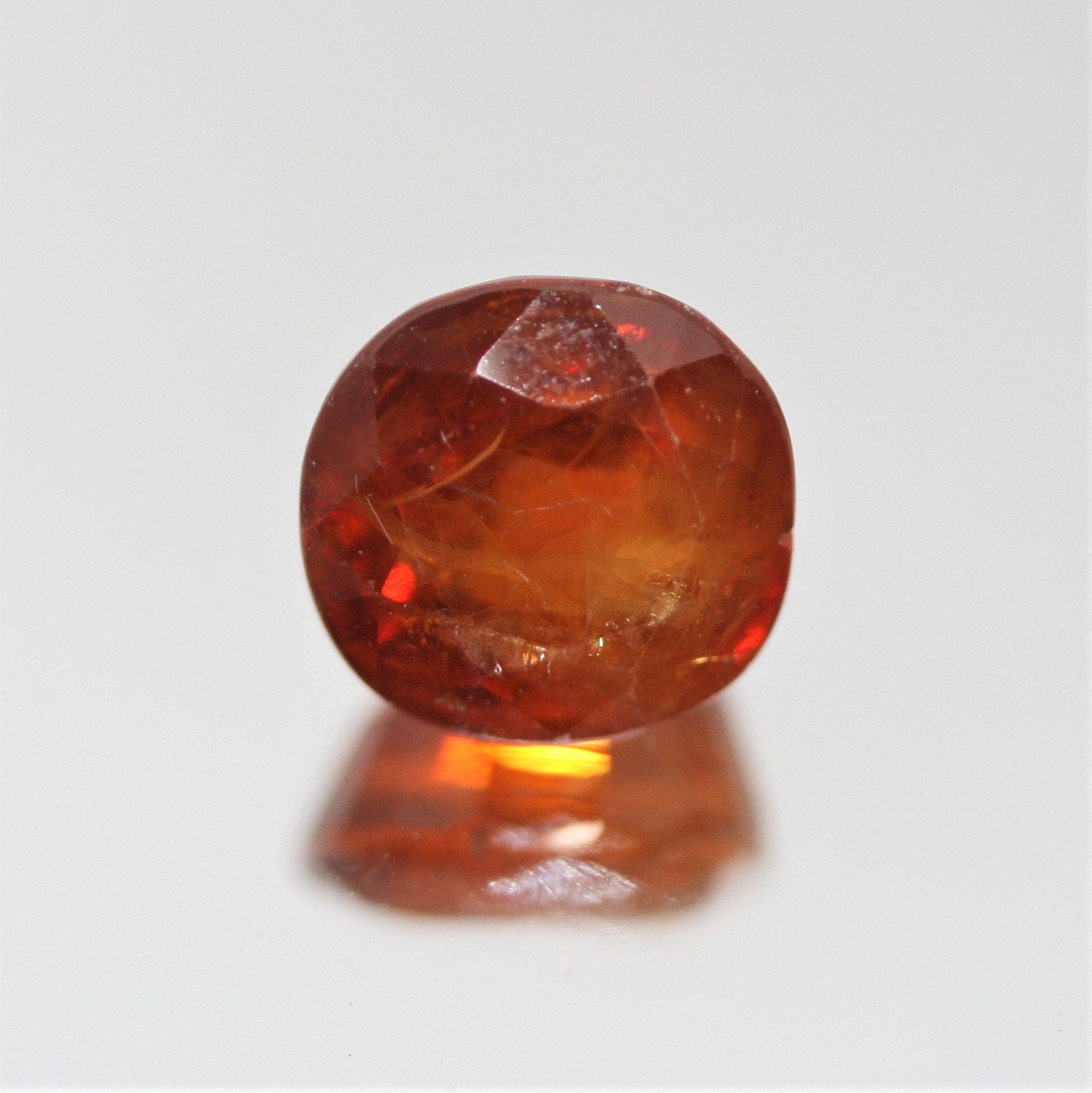 1 Pc Natural Top Orange Color Sapphire Oval Cut 8.5x8.1mm. (4.16ct.) - Wholesale Gemstones- Natural Stones For Jewelry
