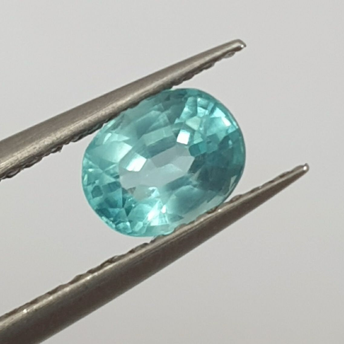 1 Pc  Natural Apatite Faceted Oval    Paraiba Color 7x5mm - Natural Untreated Stone- Rare Color Blue Green Apatite
