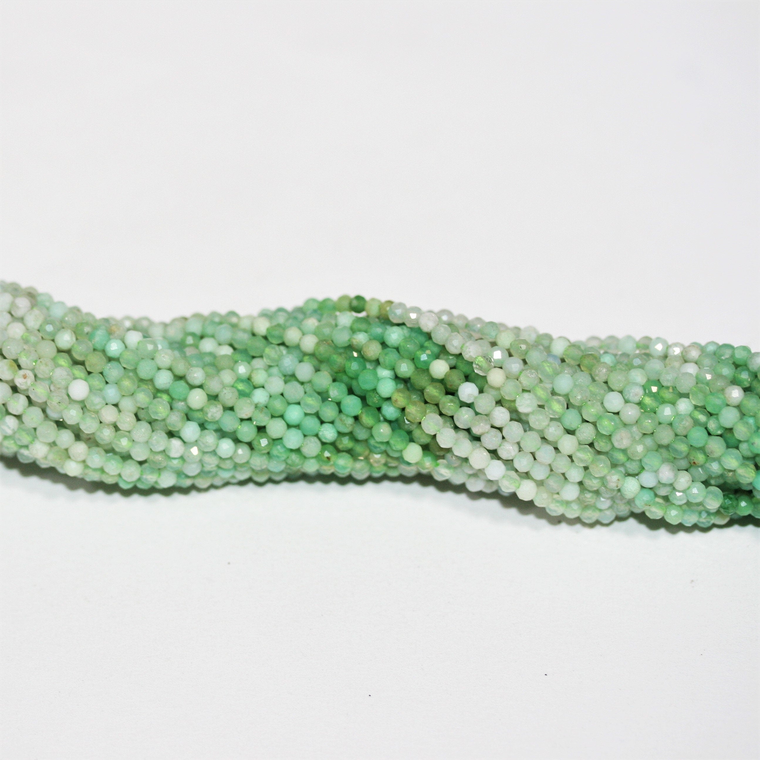 16" Cuentas Redondas Facetadas de Crisoprasa Santa 2mm.-Hilo 40cm.