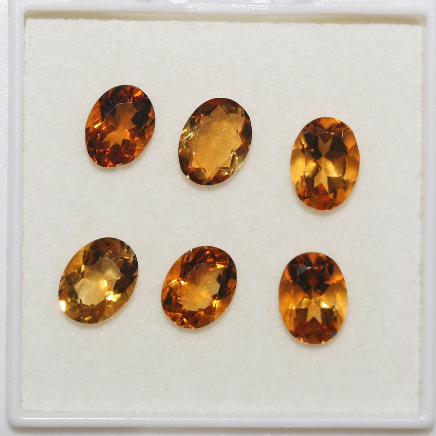 Lote de 6 citrinos palmeiras facetados ovalados de 8 x 6 mm (6 unidades)