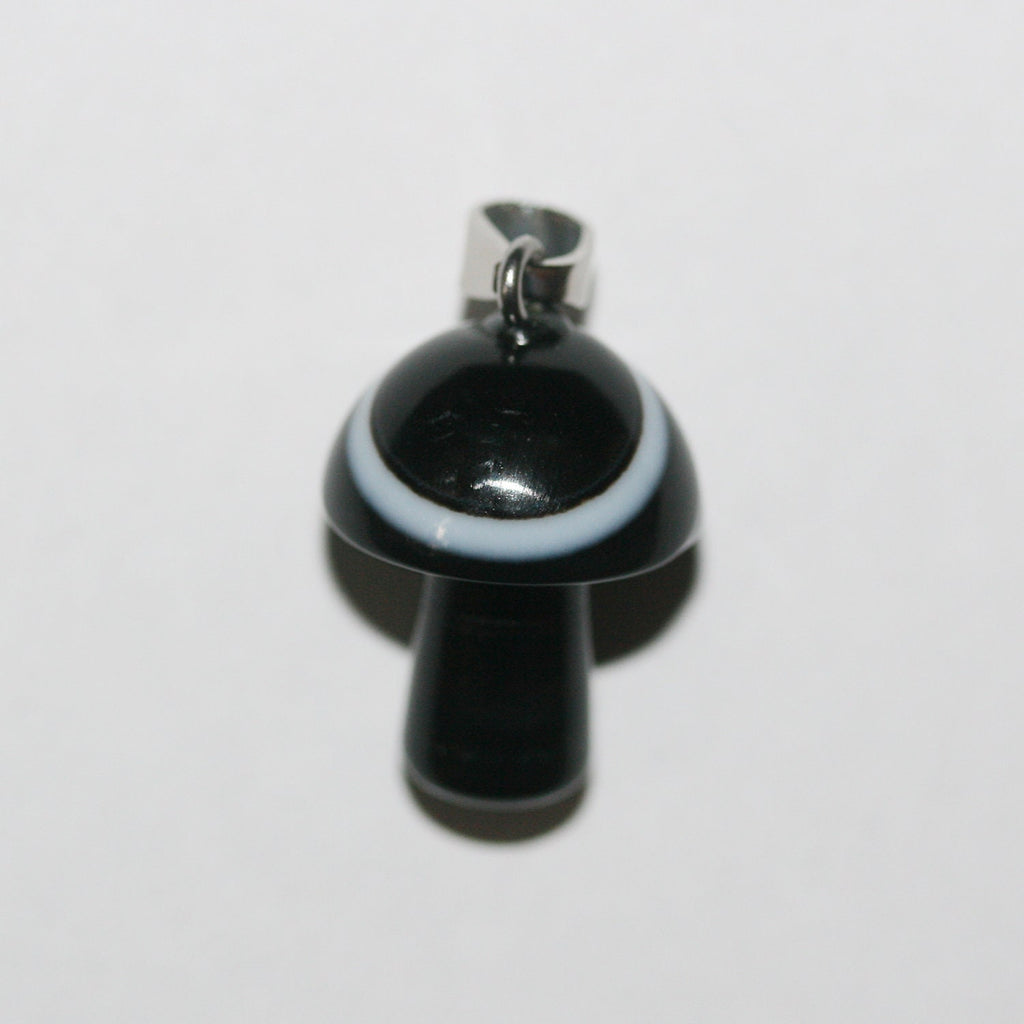 Pendentif champignon lisse en onyx rayé 20x16mm.