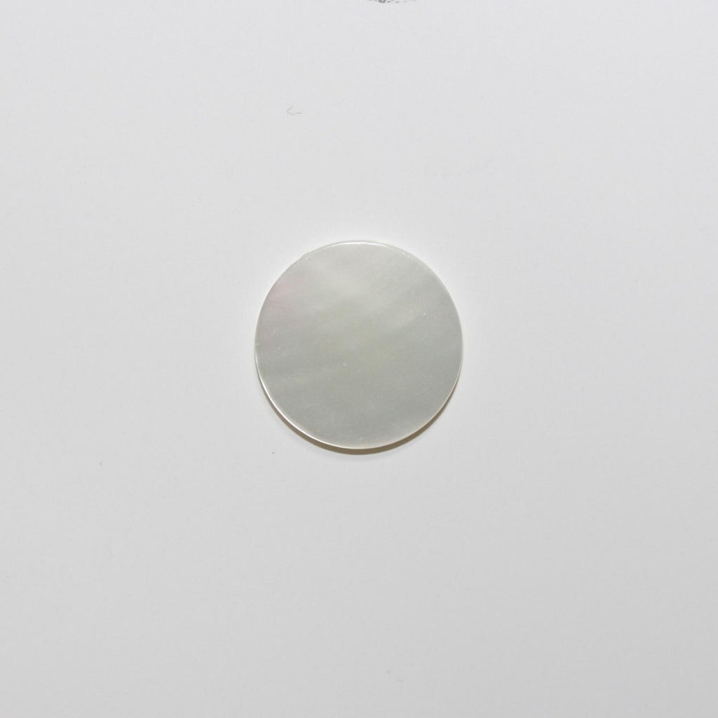 Lote de 8 cabujones redondos planos MOP de 13,5 mm. (8 uds.)