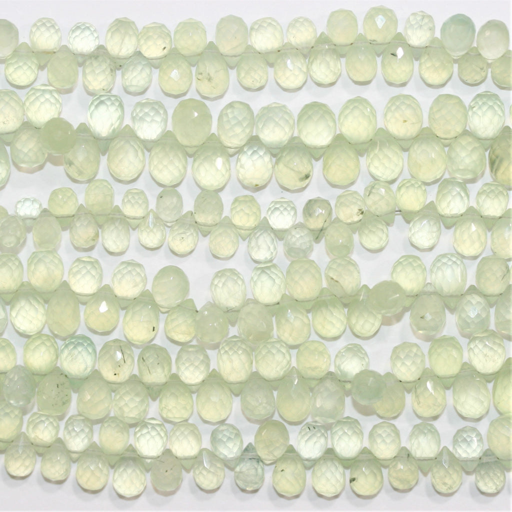 Perles en forme de goutte à facettes en préhnite de 8 pouces, 8 x 6 mm - Fil de 20 cm.