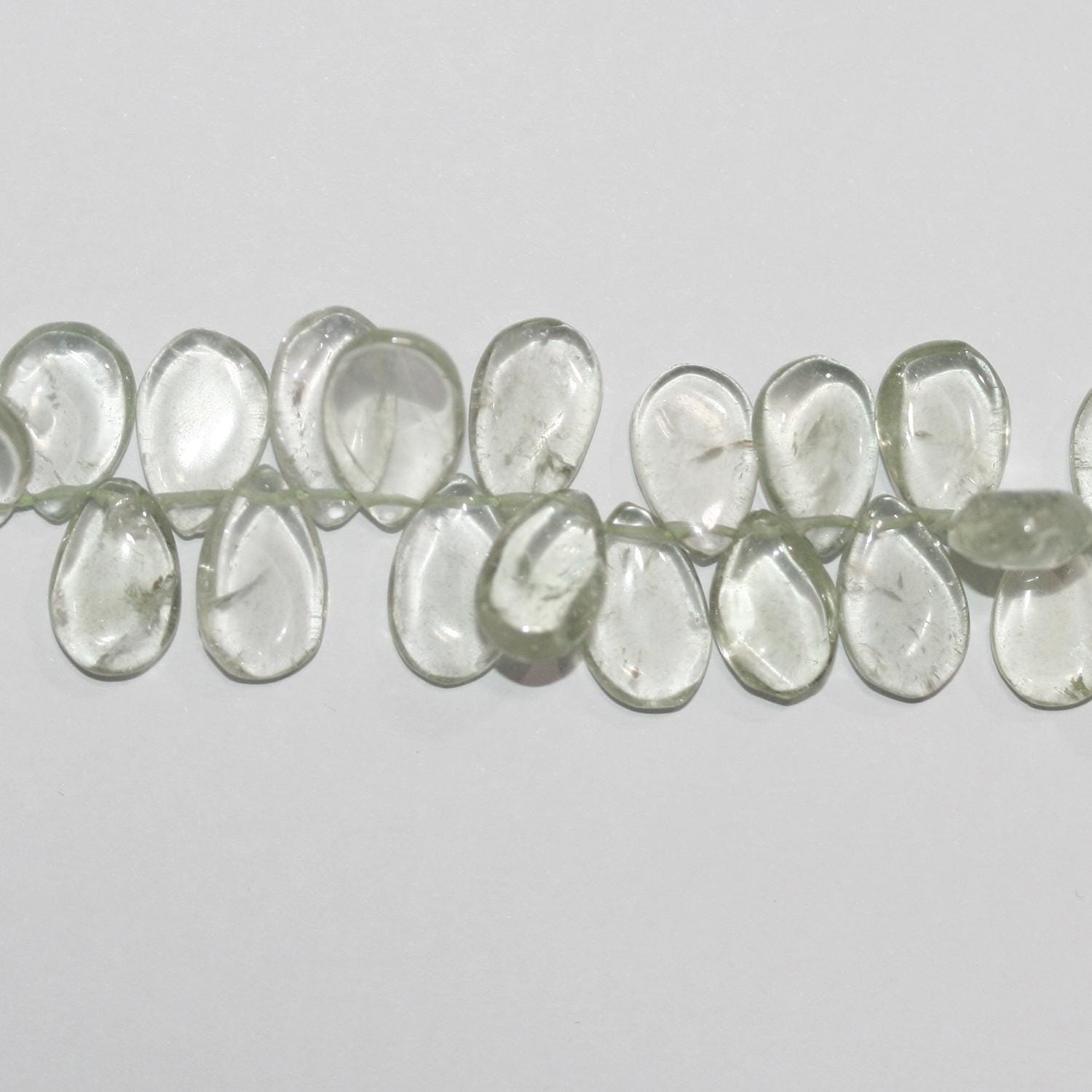 Perles en forme de goutte lisses et graduées de prasiolite de 8 pouces, 7x5-13x7 mm environ - Fil de 20 cm.