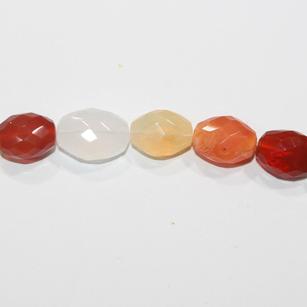 Cuentas ovaladas facetadas de ópalo de fuego mexicano de 16", 10 x 8 mm. Aprox. - Hilo de 40 cm.