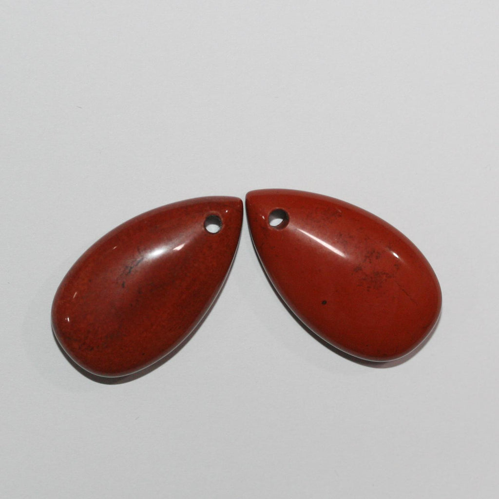 Pendentif goutte lisse en jaspe rouge 30x17mm.( 1 paire )