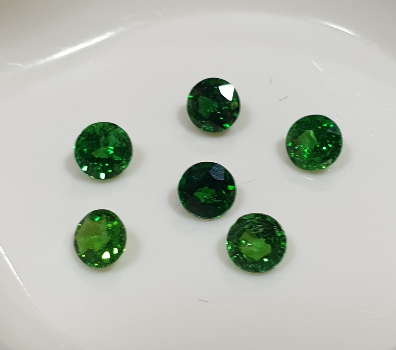 Turmalina cromada calibrada AAA, corte brillante redondo de 3-3,2 mm, lote de 6 piezas, turmalina verde - Gemas genuinas - Color natural sin tratar