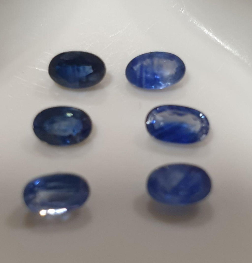 Lote de 6 zafiros azules naturales facetados ovalados de 5 x 3 mm. Piedras preciosas sueltas. Precio al por mayor. Gemas naturales.
