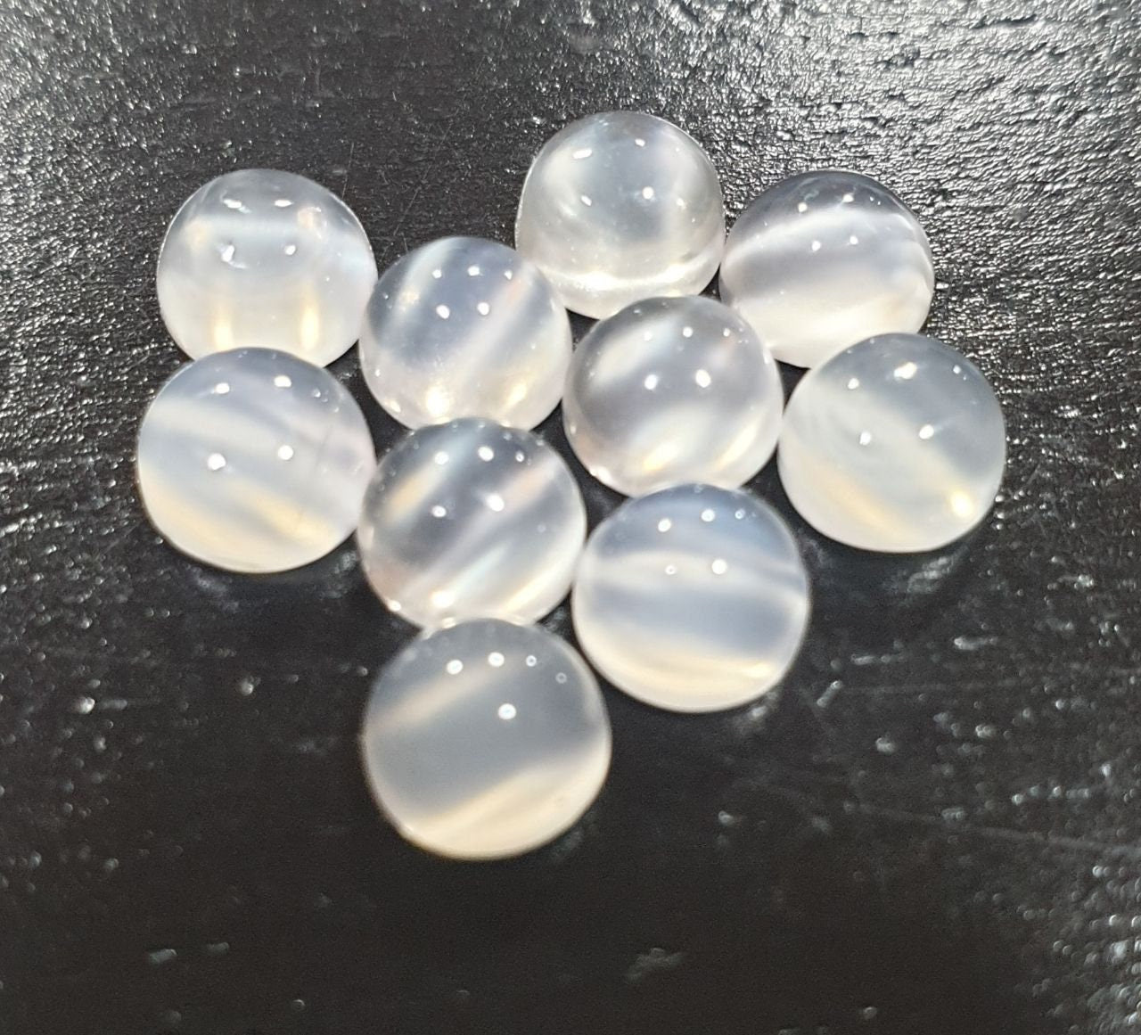 10Pcs Lot Cats Eye Moonstone Round Cabochon 6 mm. (10 pcs.)