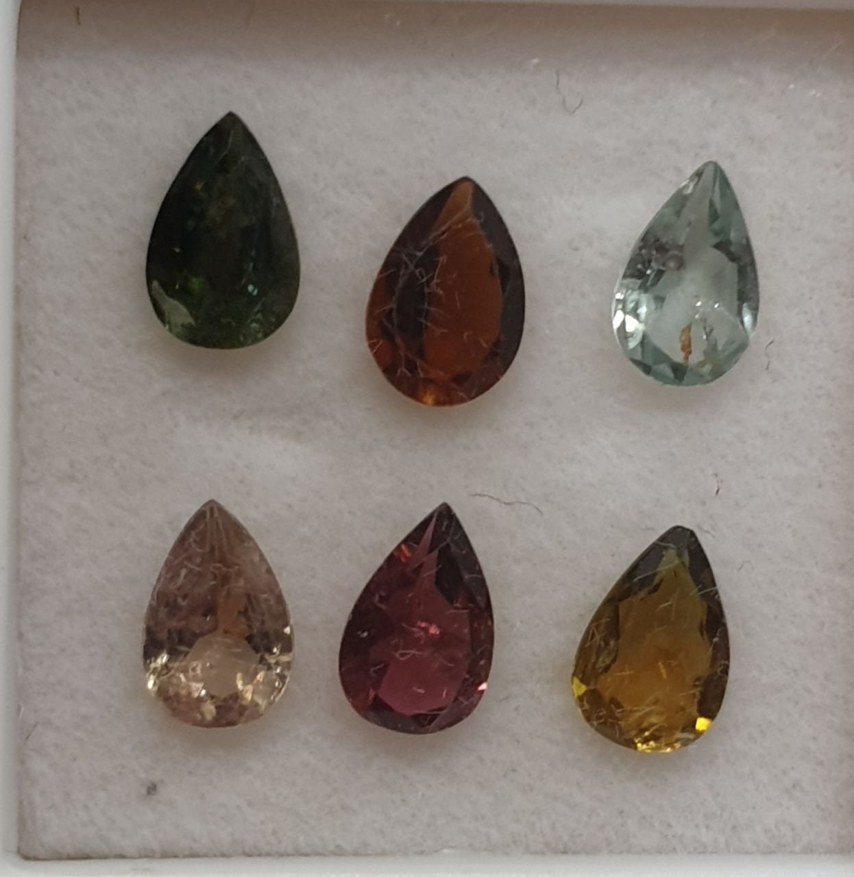 Lot de 6 tourmalines multicolores taillées en goutte facettée, 6,5 x 4,5 mm - Pierres précieuses en vrac - Prix de gros - Gemmes naturelles