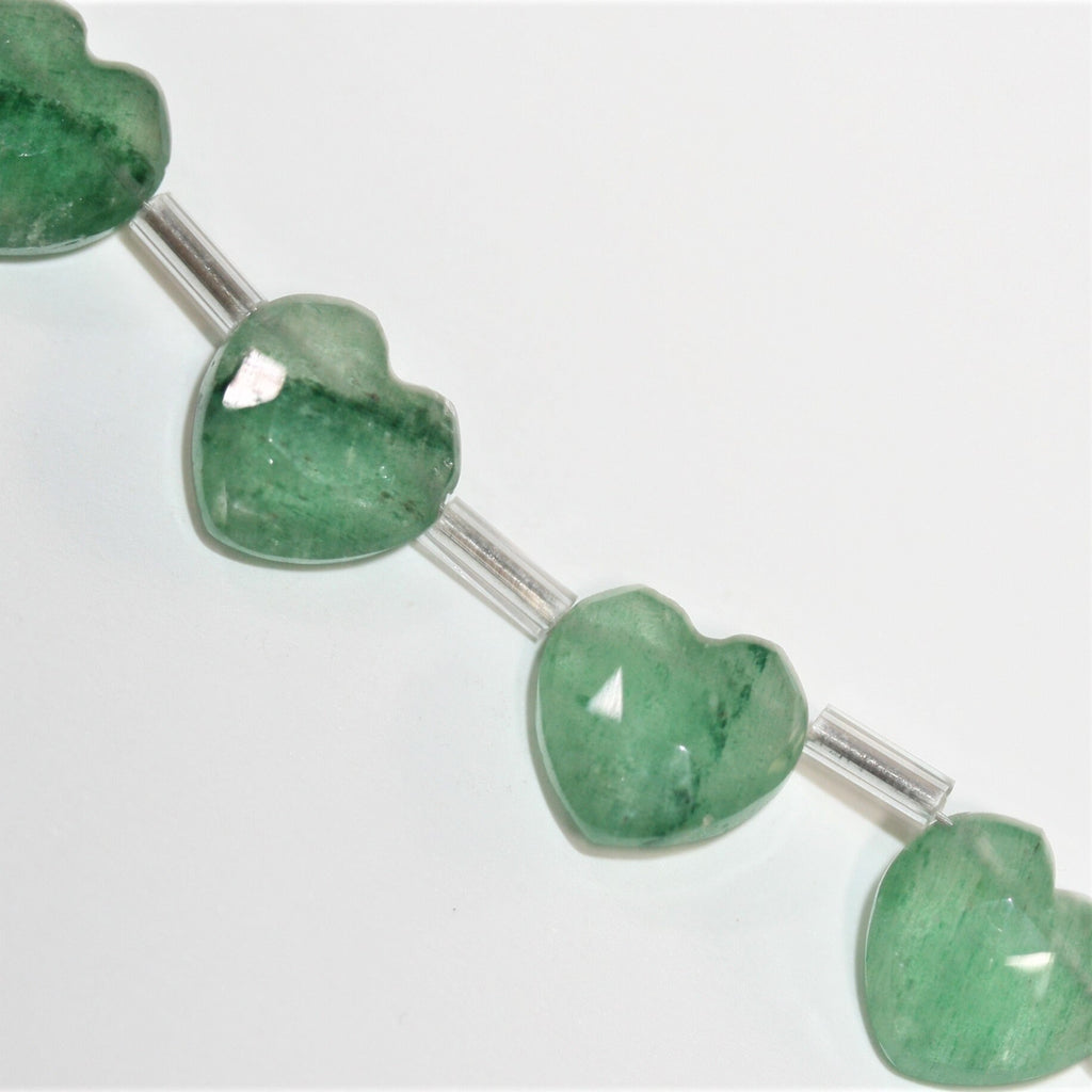 Cuentas de corazón facetadas de aventurina santa de 6", 9-10 mm, hilo de 16 cm.