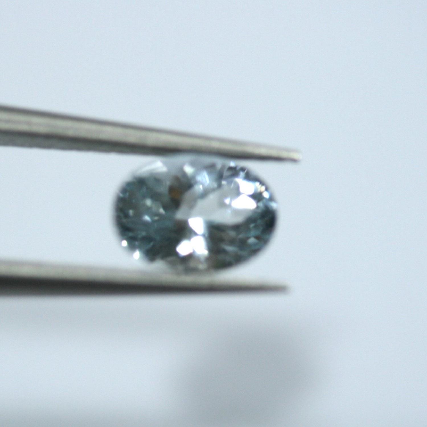 Lot de 4 pierres précieuses ovales à facettes en aigue-marine (7 x 5 mm) - Pierres taillées de qualité supérieure, vente en gros