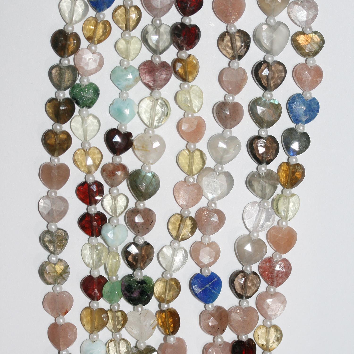 Perles en forme de cœur à facettes, pierres multiples, 8 pouces (environ 7-9 mm) - Longueur du fil : 20 cm