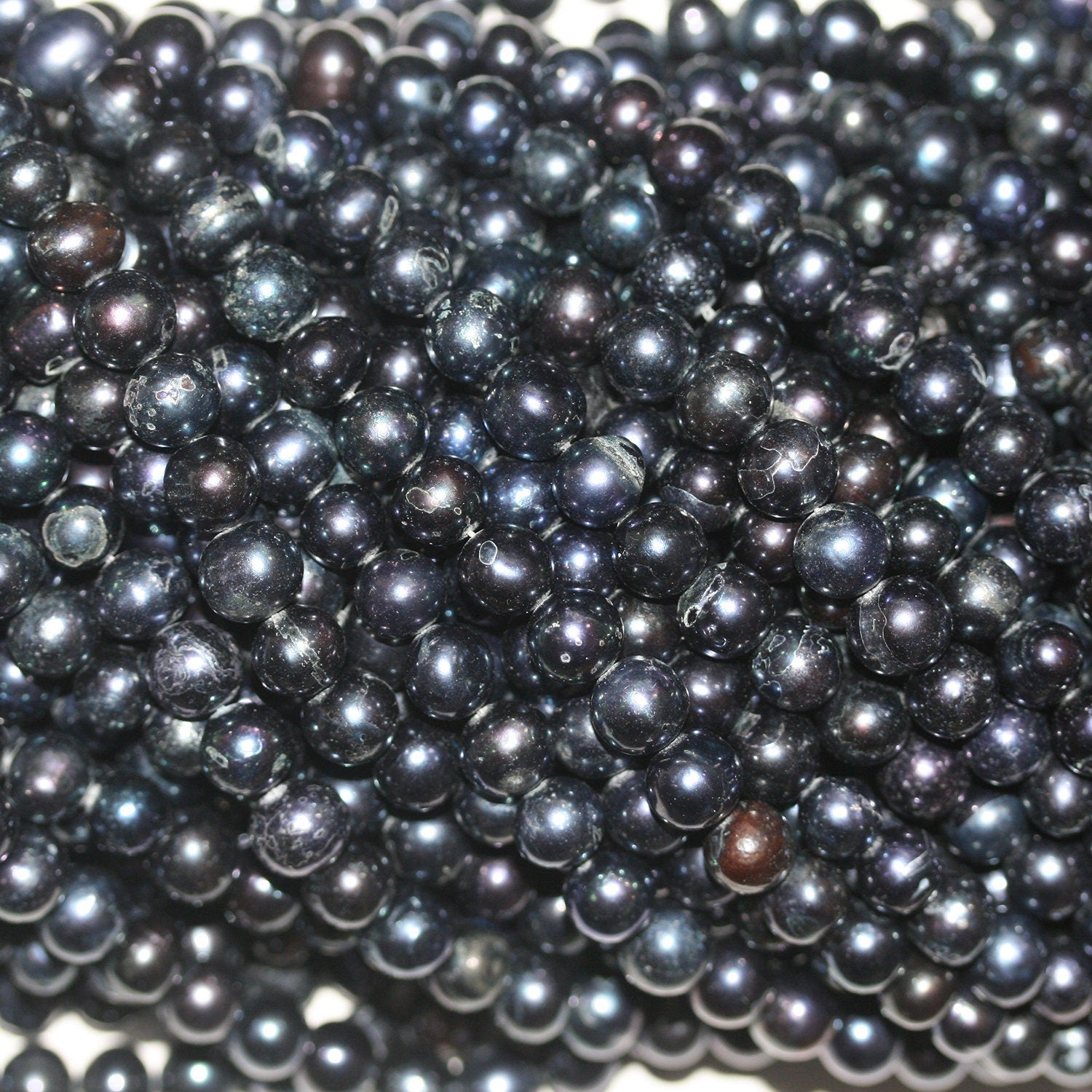 13" St Freshwater Black Round Pearl 8-9mm.Approx.-Strand 36cm  -Natural Pearls wholesale Prices