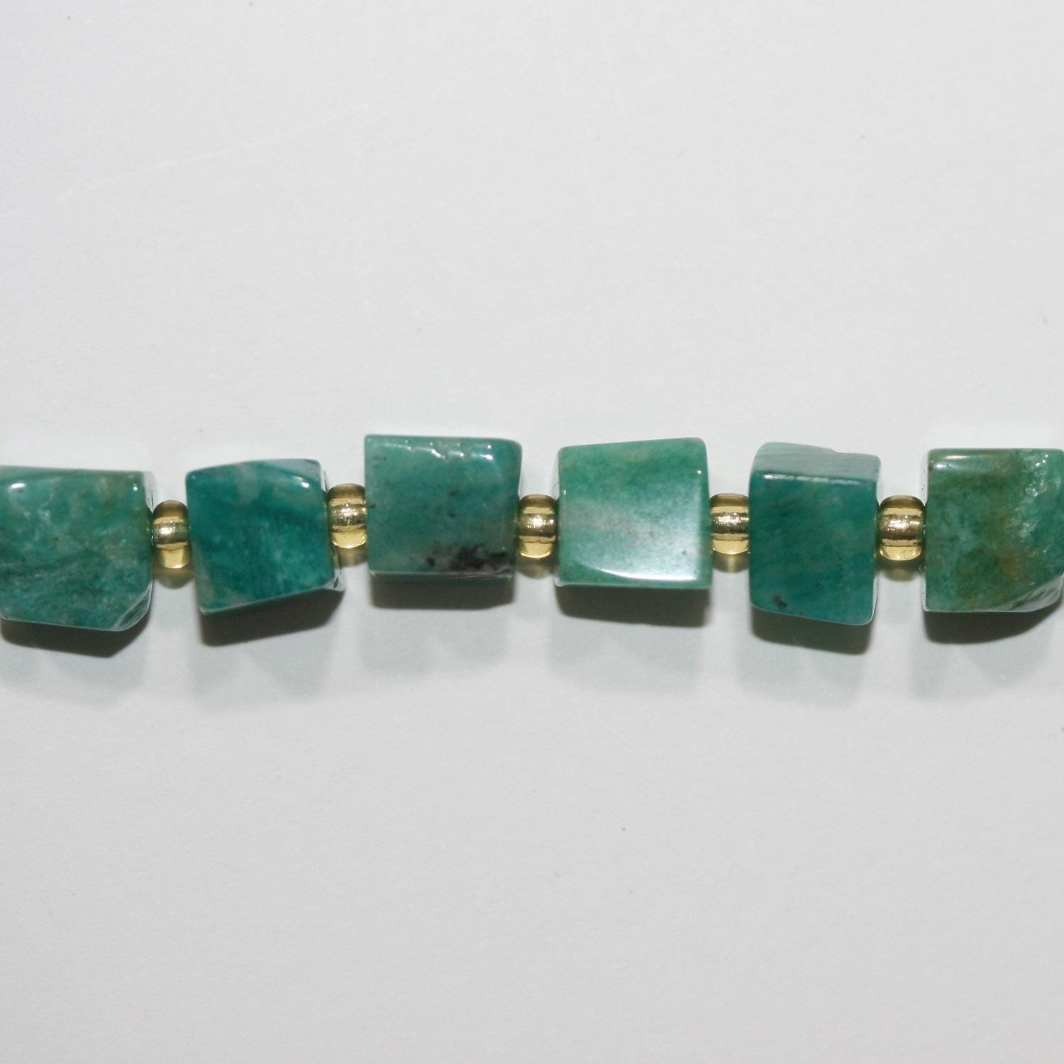 Perles cubiques irrégulières lisses en amazonite russe, 15 pouces, longueur 7-8 m, fil de 39 cm. Réf. 14758