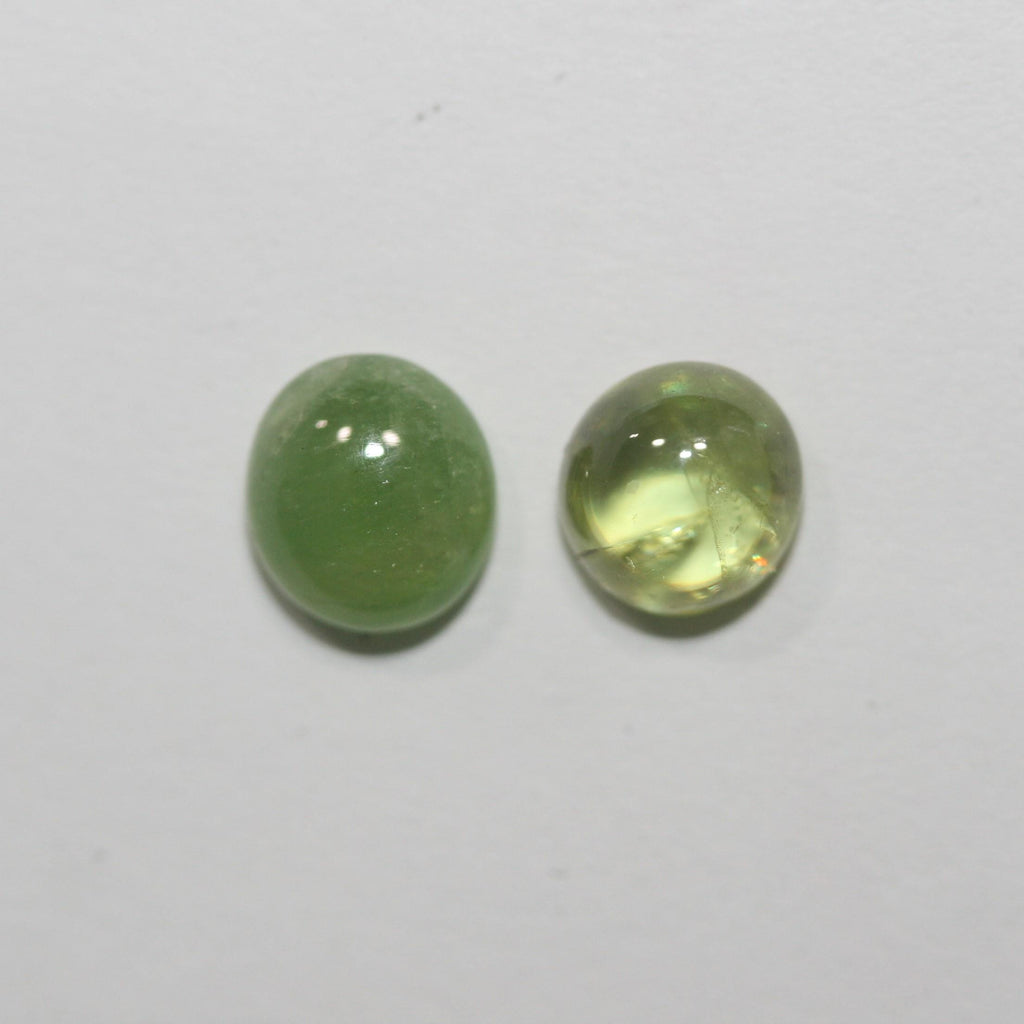 2 cabujón de titanita esfena verde de 6,5 x 6 mm y 2,27 ct. Piedra preciosa con gran dispersión natural. Piedra preciosa rara. Diseño.